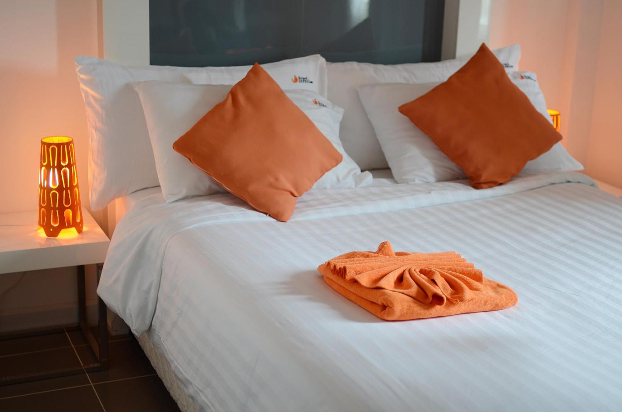 The Original Orange Hotel Накхонситхаммарат Номер фото